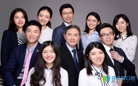 以鎮(zhèn)江拜博口腔院長萬書健為代表的<span style= 以鎮(zhèn)江拜博口腔院長萬書健為代表的<span style=