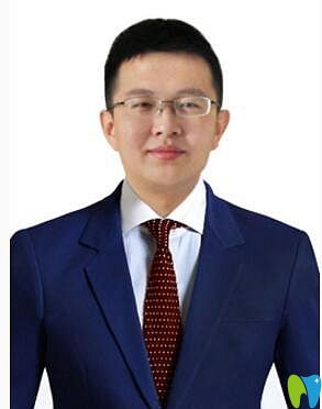 王醫(yī)師 阜陽市貝德口腔門診部口腔醫(yī)師 王醫(yī)師 阜陽市貝德口腔門診部口腔醫(yī)師