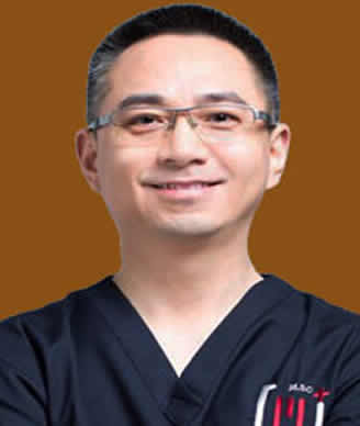 泉州維樂口腔門診部 黃鴻進