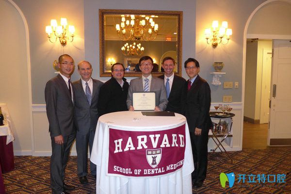 蓋德口腔黃懽所獲得的榮譽