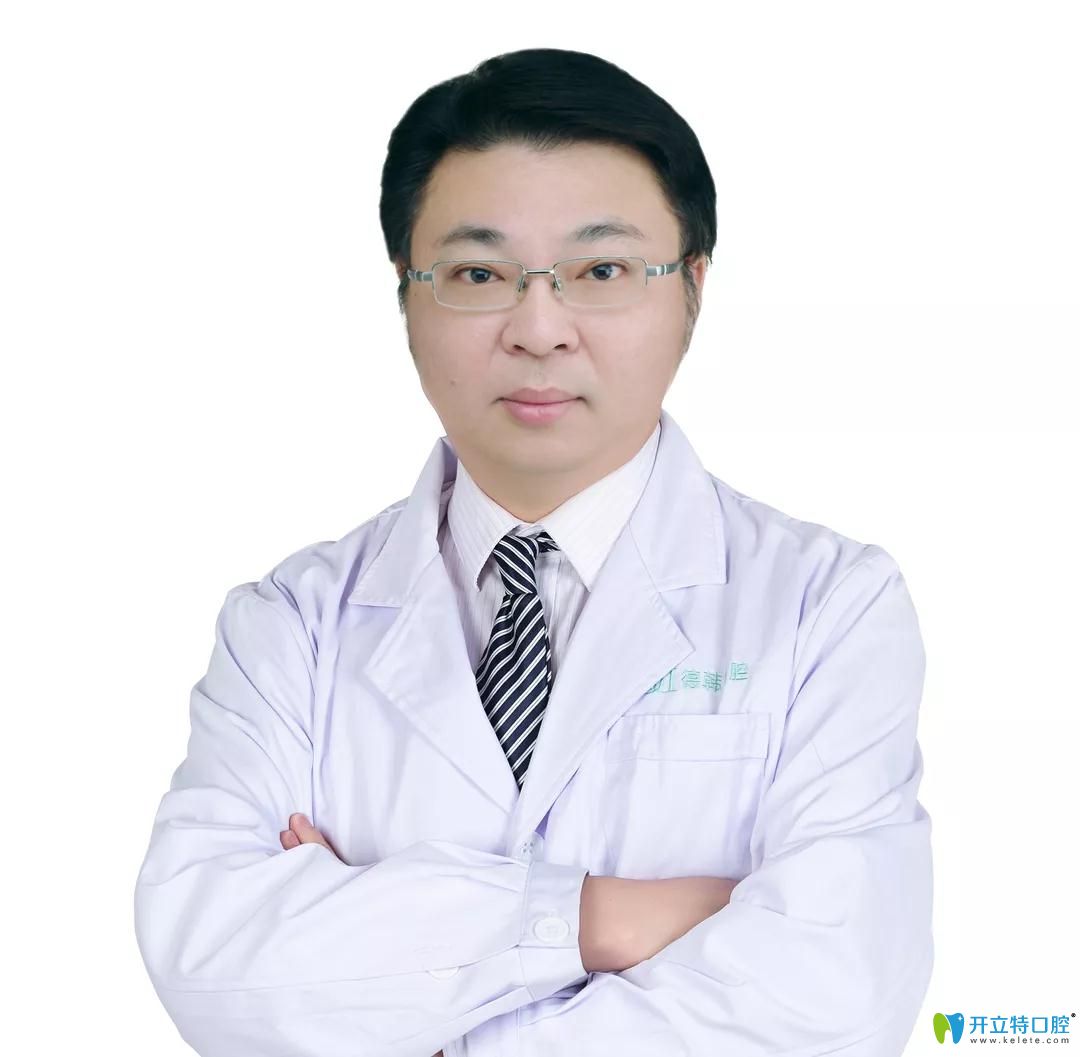 武漢德倫口腔技術院長黃國倫