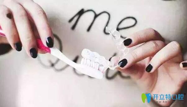 隱形牙套的清潔問(wèn)題