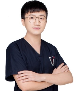 重慶維樂口腔門診部 呂學(xué)良