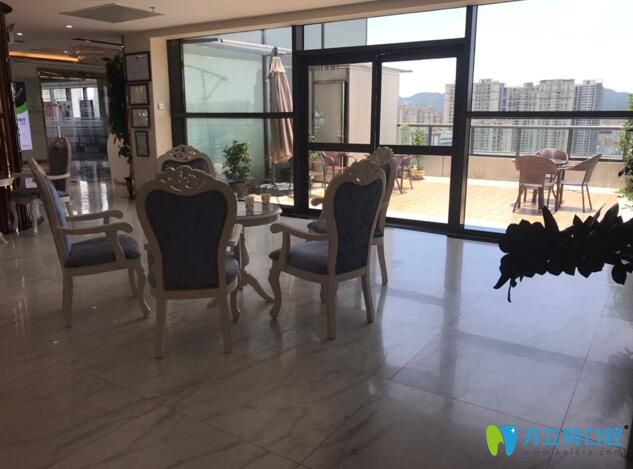 中山好民生口腔內(nèi)部環(huán)境