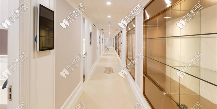 深圳登特口腔走廊