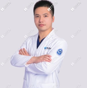 徐州美奧口腔正畸中心醫(yī)生李東 徐州美奧口腔正畸中心醫(yī)生李東