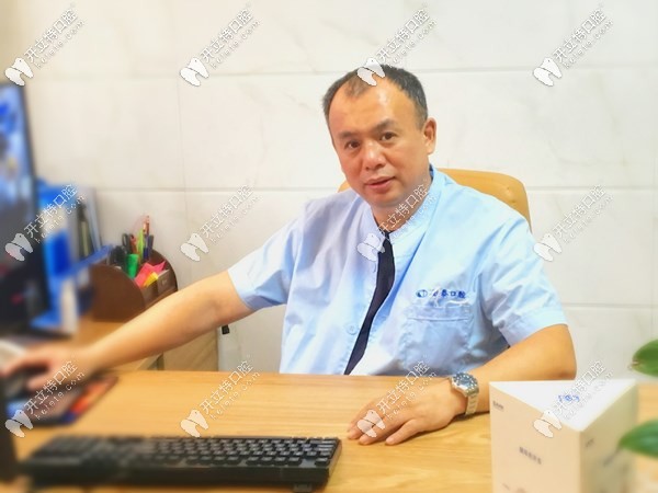 惠州惠城區(qū)勤泰口腔陳剛醫(yī)生 惠州惠城區(qū)勤泰口腔陳剛醫(yī)生