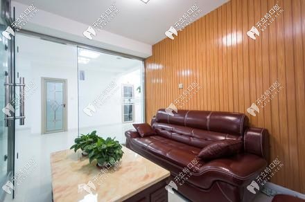 秦皇島索菲亞口腔顧客休息區(qū) 秦皇島索菲亞口腔顧客休息區(qū)