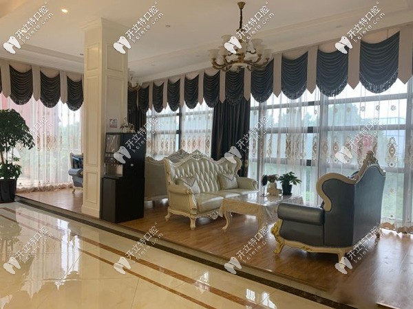 合肥奧美口腔一樓大廳等候處 合肥奧美口腔一樓大廳等候處