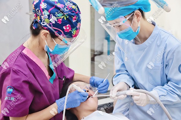 一醫(yī)一護的就診 一醫(yī)一護的就診