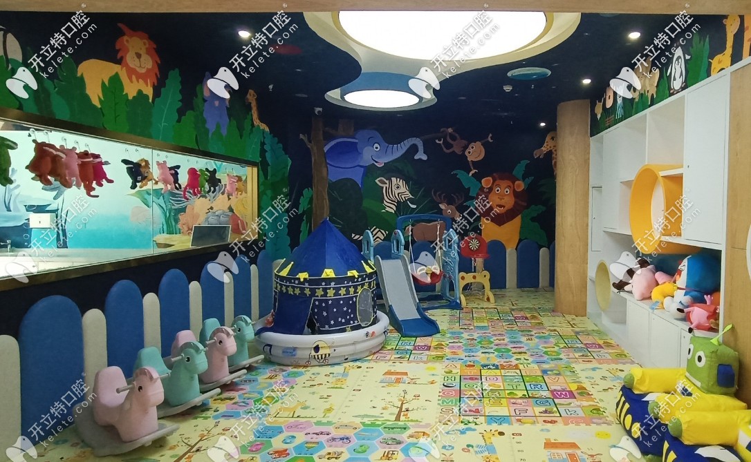 兒童休息區(qū) 兒童休息區(qū)