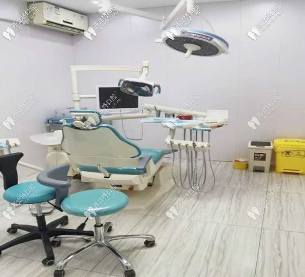 專業(yè)的種植牙手術室 專業(yè)的種植牙手術室